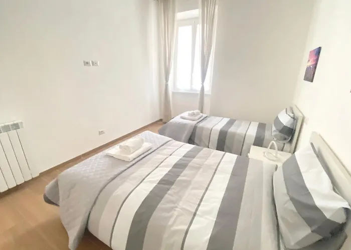 Carol House Piazza Bologna Appartement