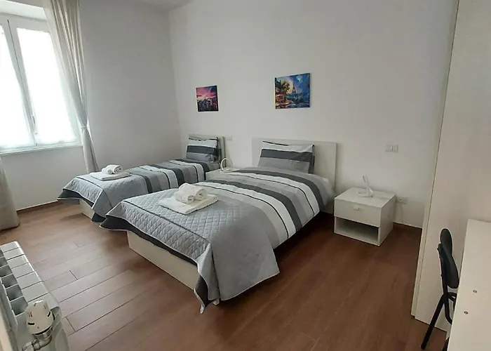 Carol House Piazza Bologna Appartement *